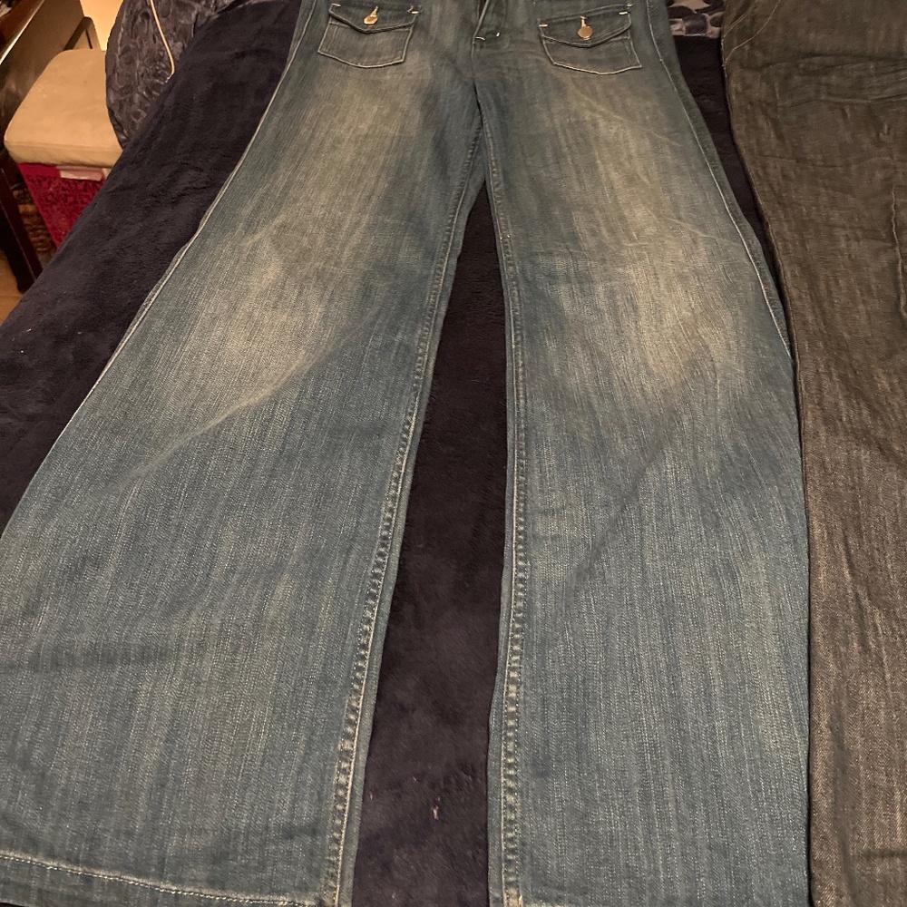 Express Flair/ Bell bottoms size 6 tall